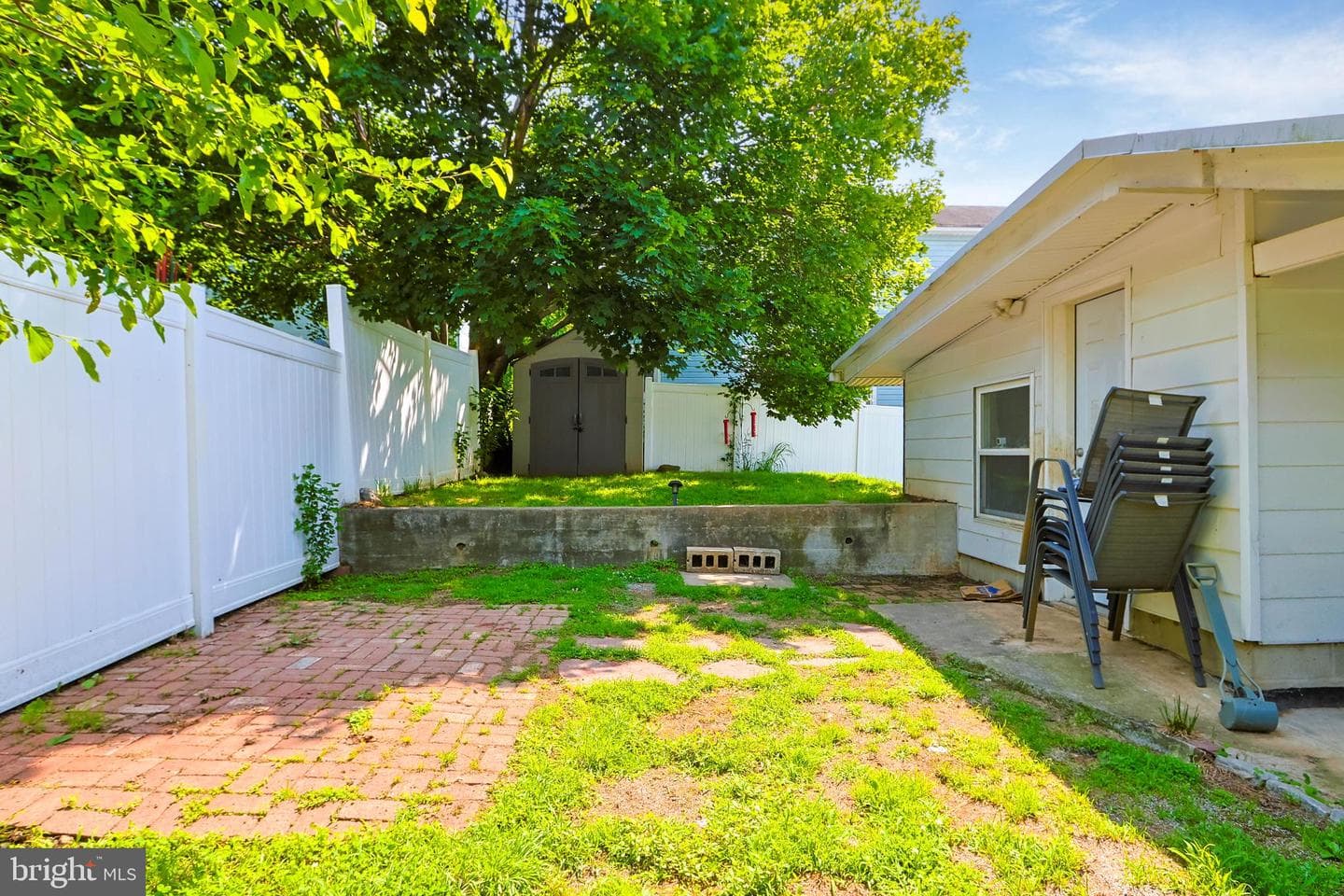 816 Walton Street photo 32