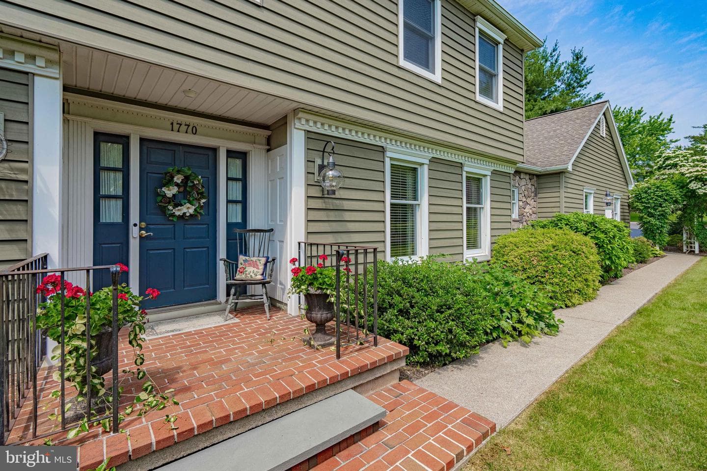 1770 Maplewood Lane photo 3