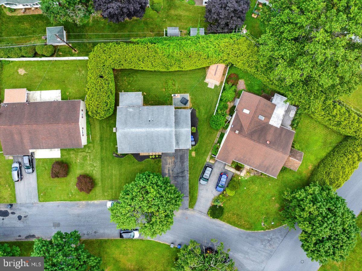 812 Miller Street photo 15