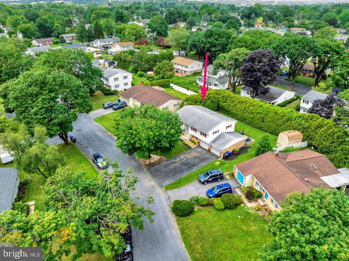 812 Miller Street photo 5