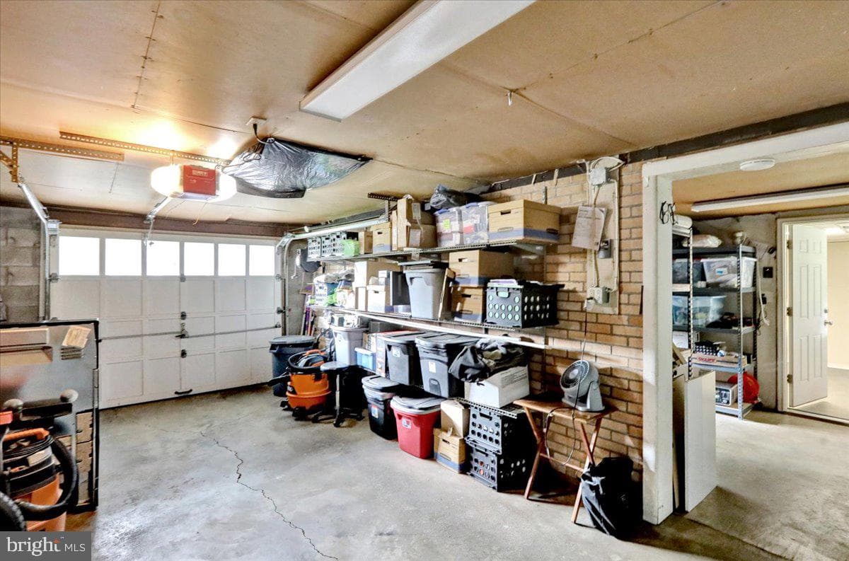 812 Miller Street photo 58