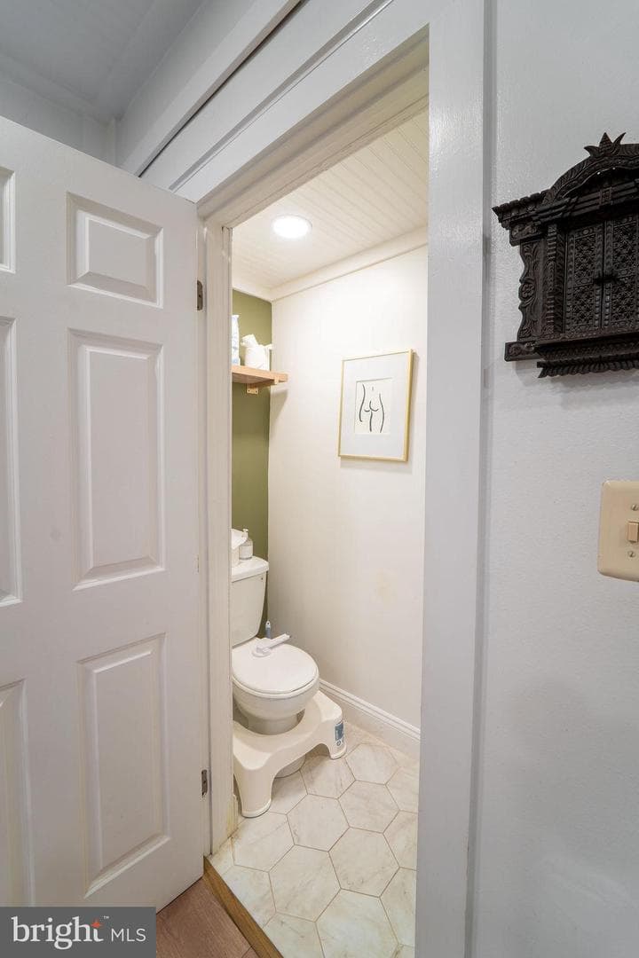 717 5th Avenue photo 20