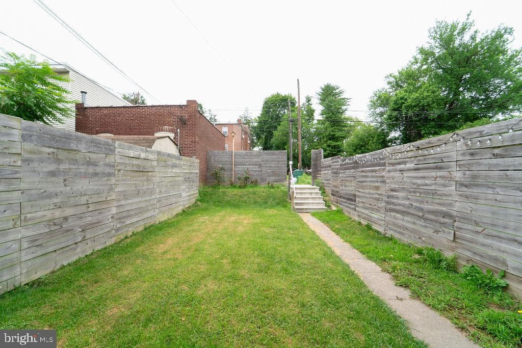 717 5th Avenue photo 43