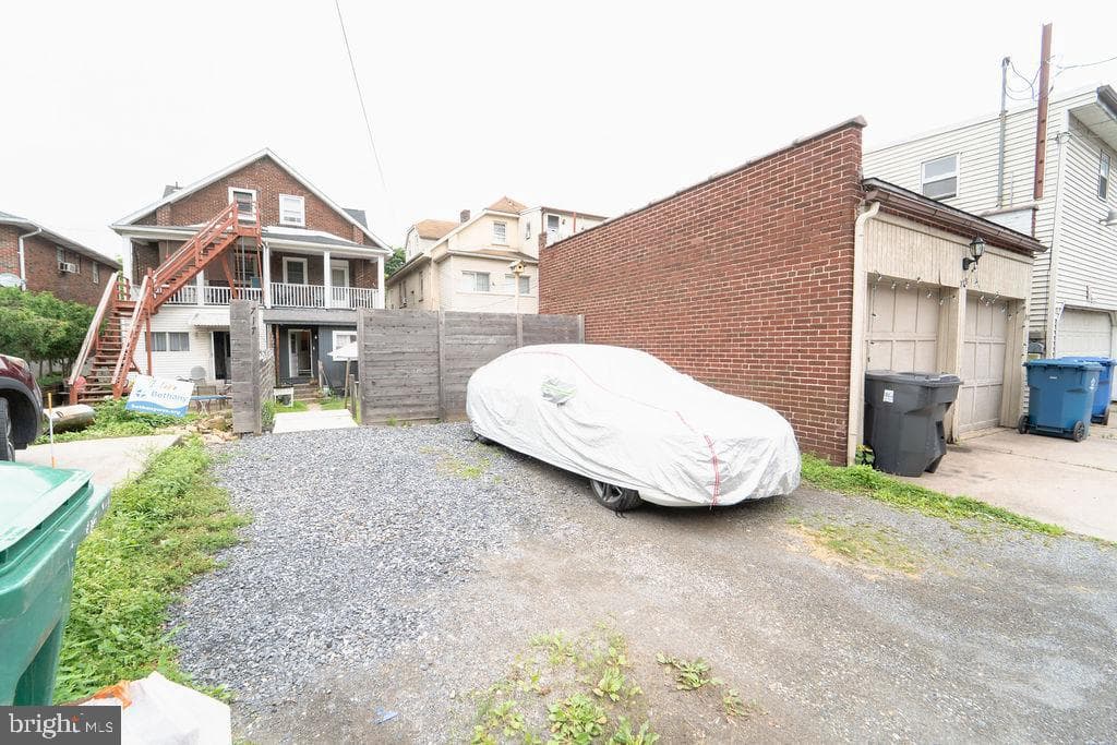 717 5th Avenue photo 47