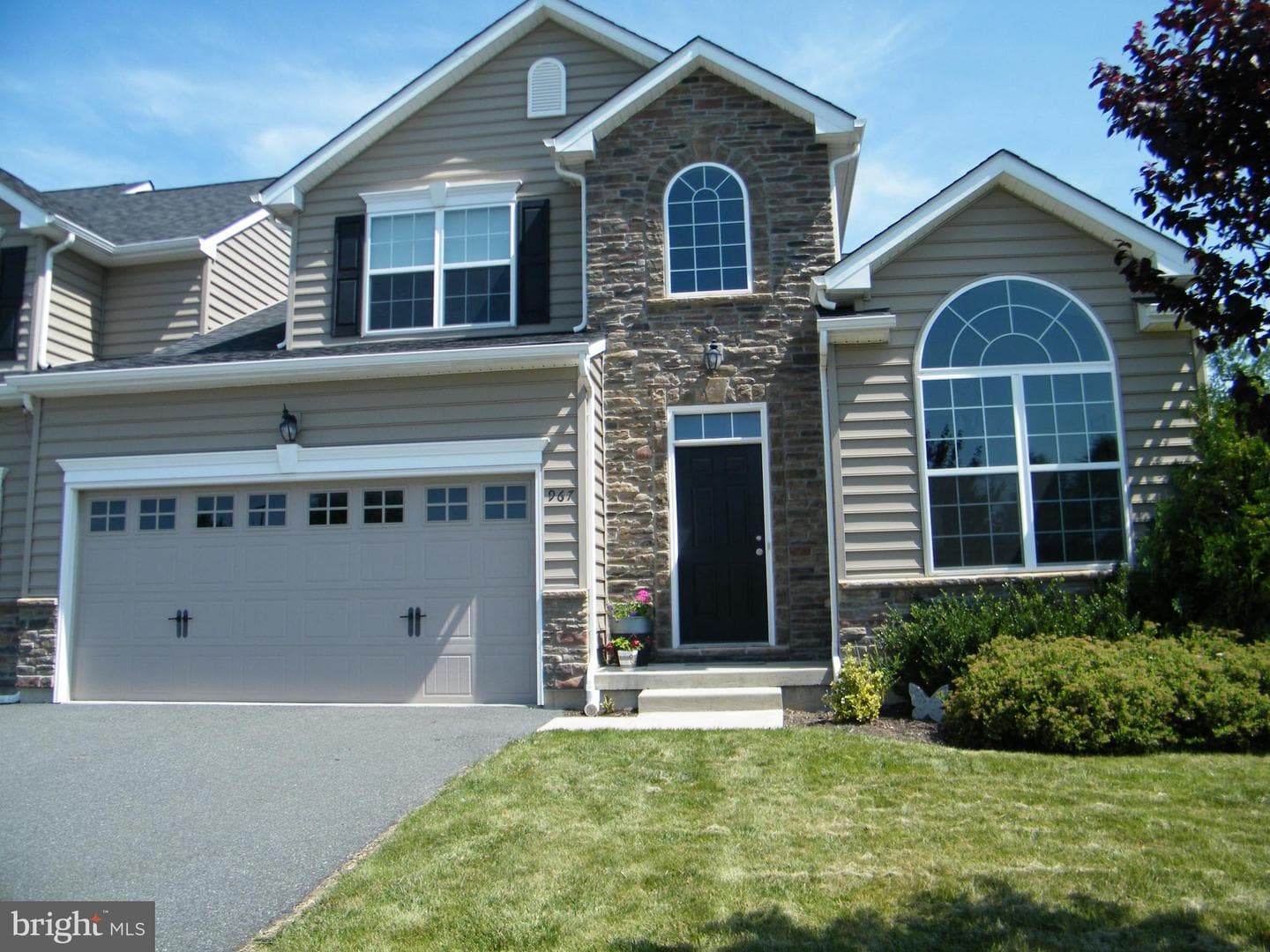 967 Swallow Tail Lane photo 7