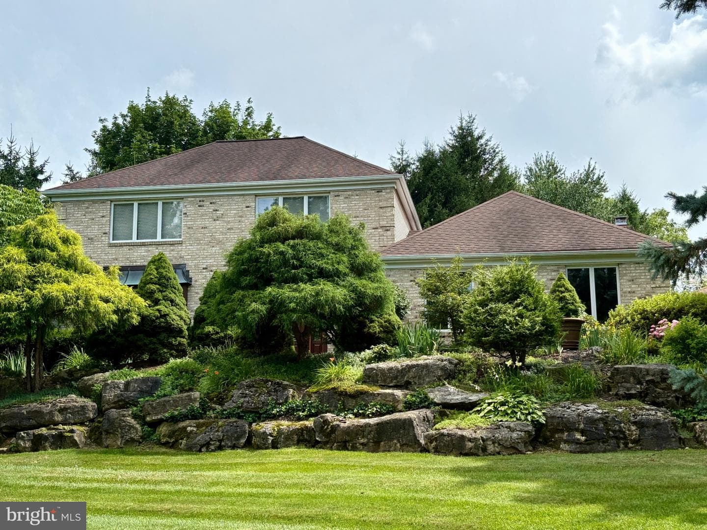 3706 Surrey Drive photo 1