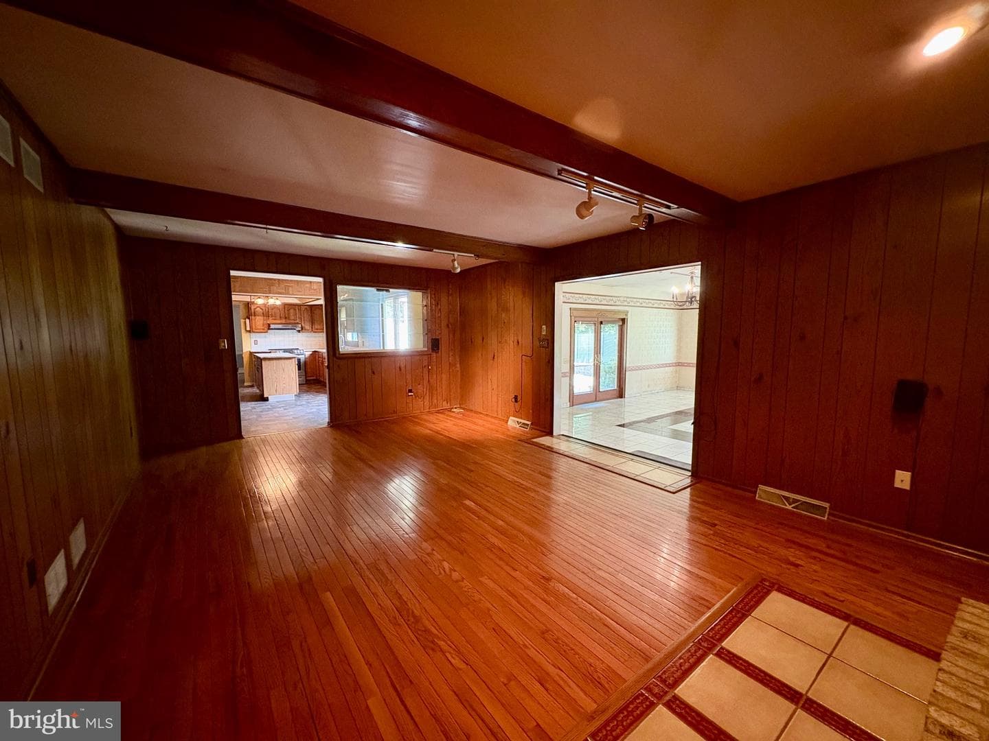3706 Surrey Drive photo 22