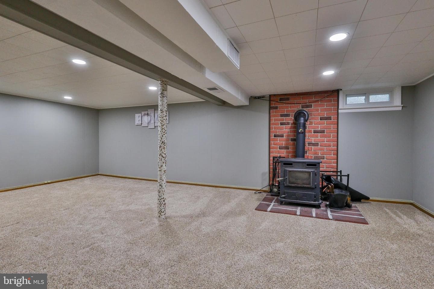 1353 Richard Avenue photo 29