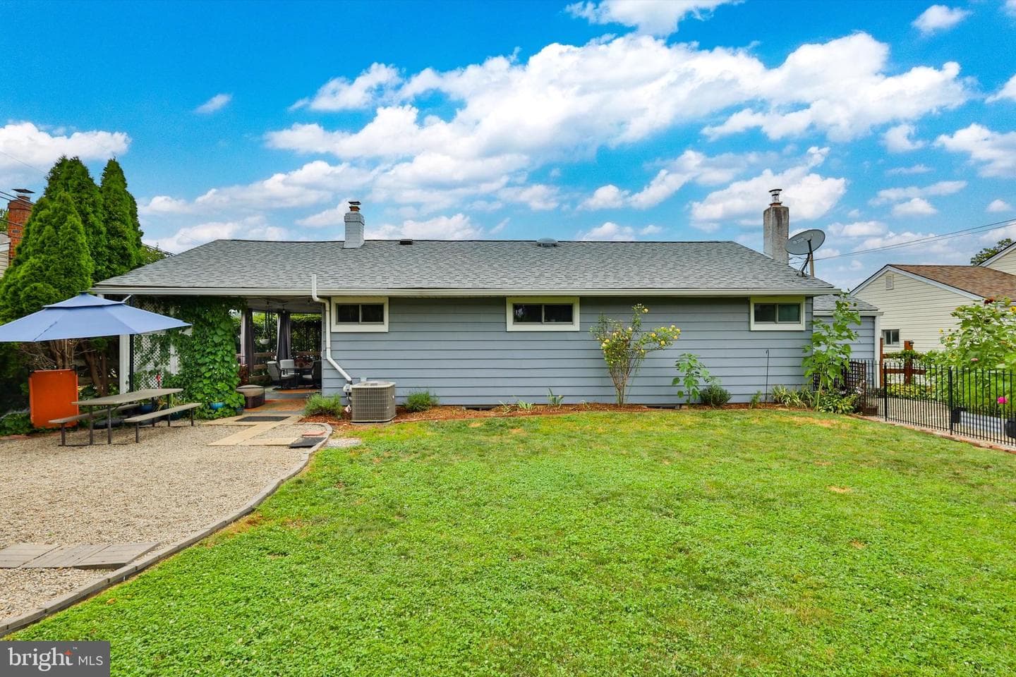1353 Richard Avenue photo 44