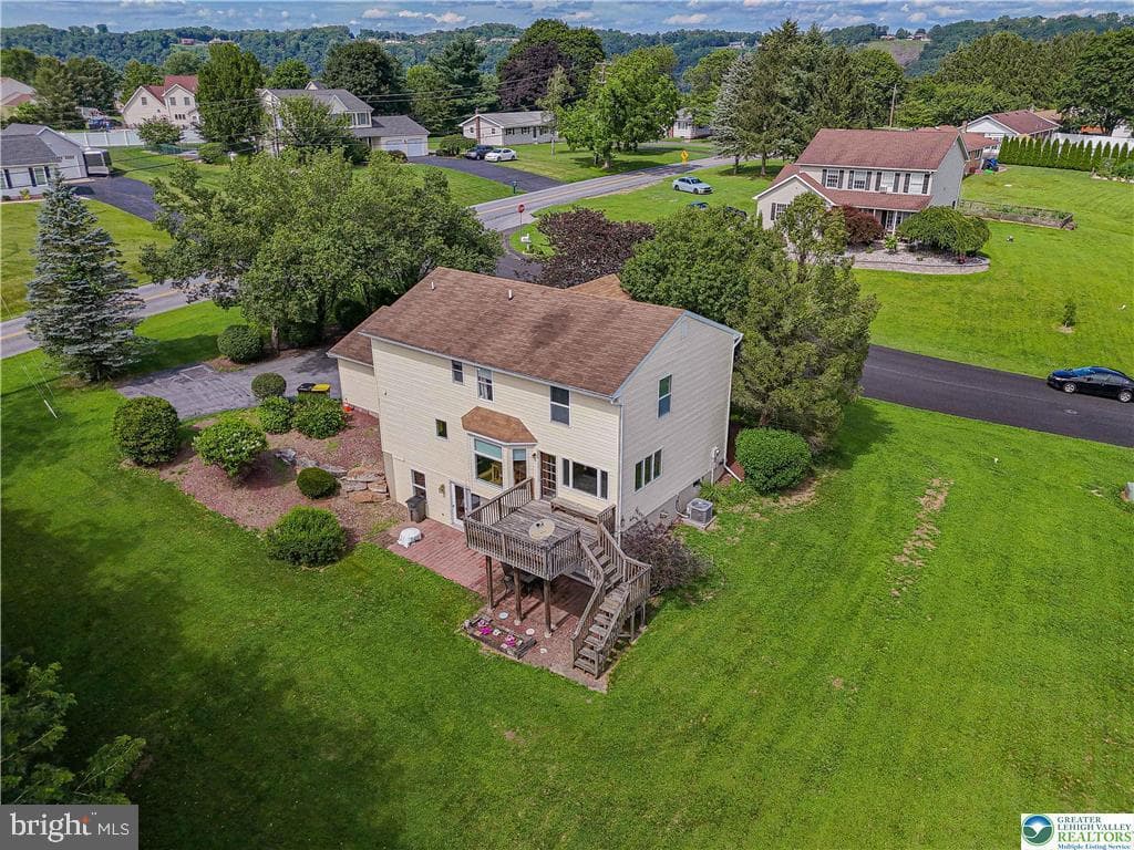 5460 Devonshire Court photo 45