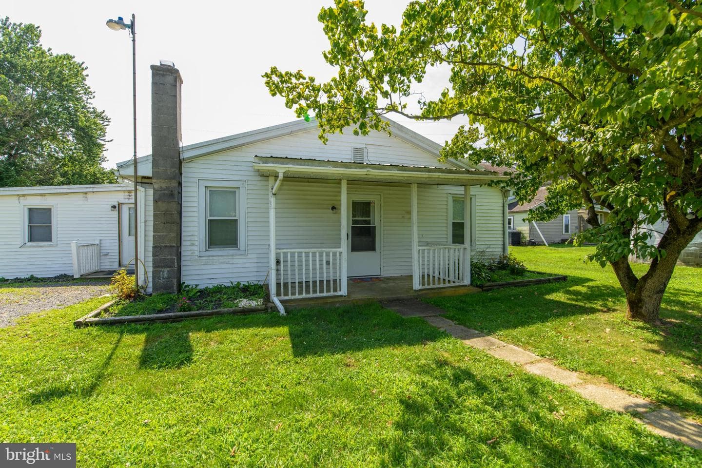 7921 Corning Road photo 1