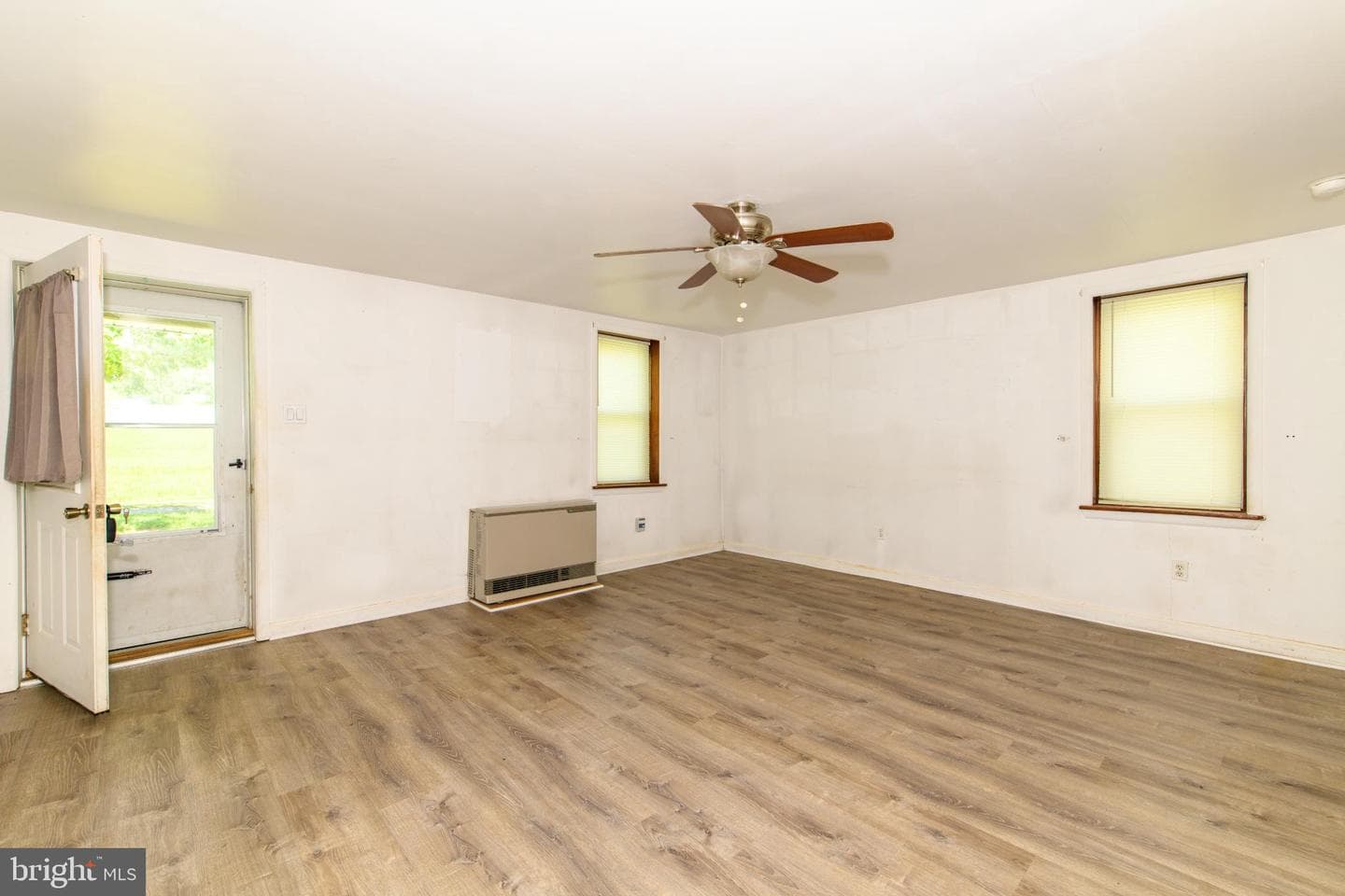 7921 Corning Road photo 11