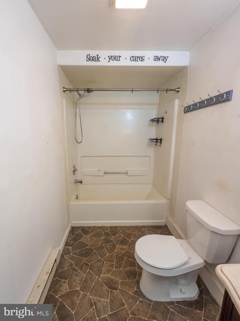 7921 Corning Road photo 17