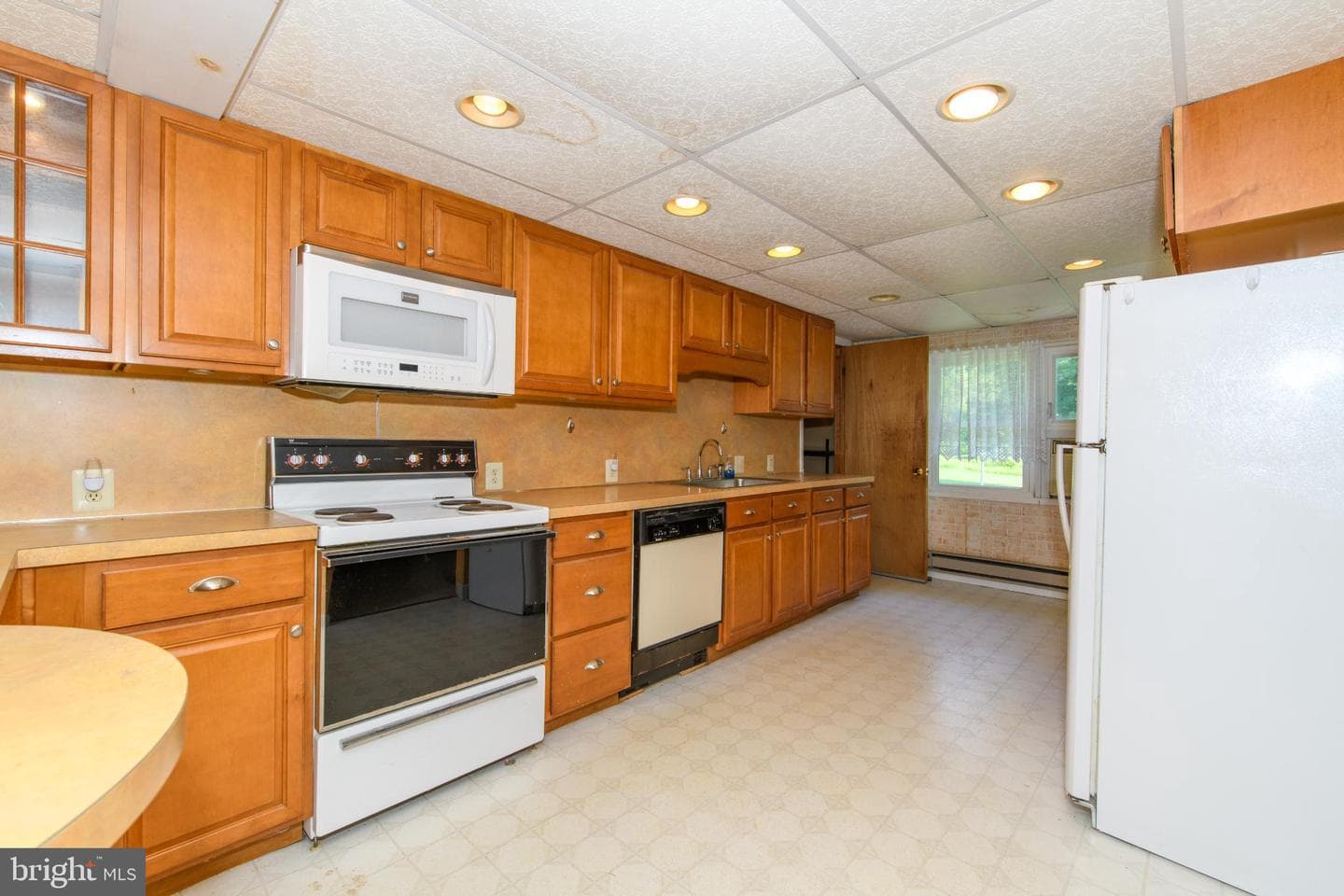 7921 Corning Road photo 23
