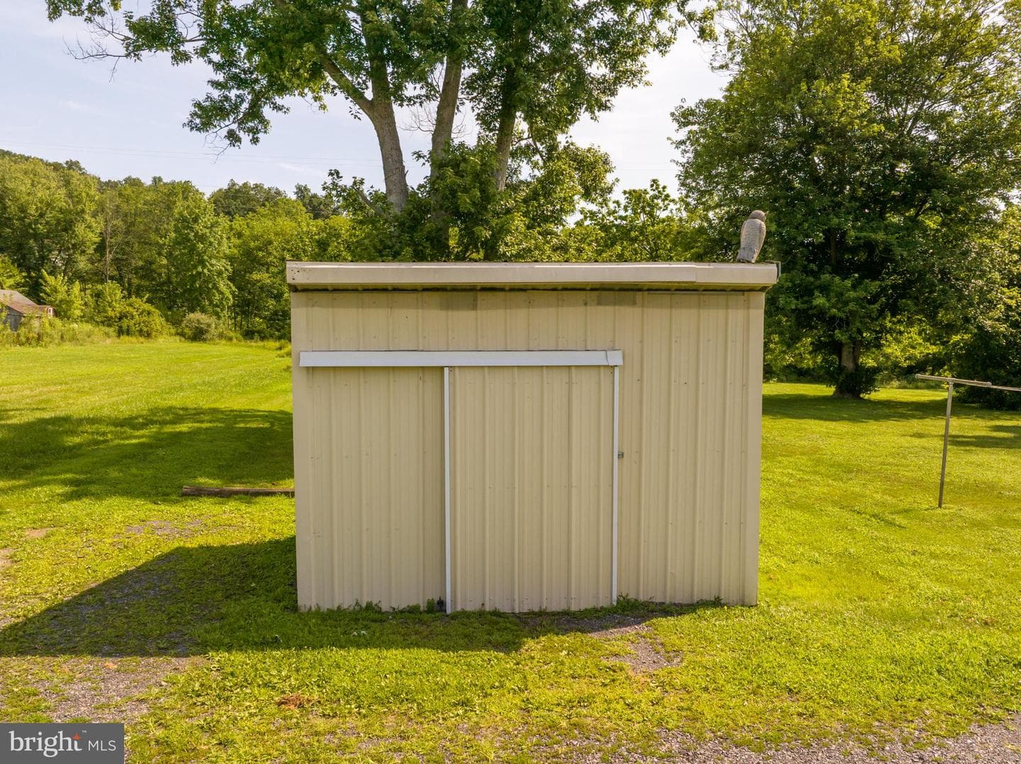 7921 Corning Road photo 25