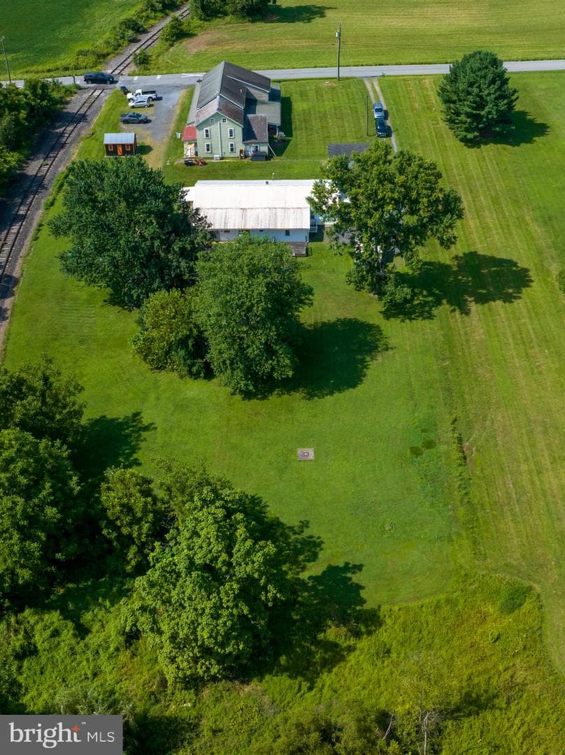 7921 Corning Road photo 29