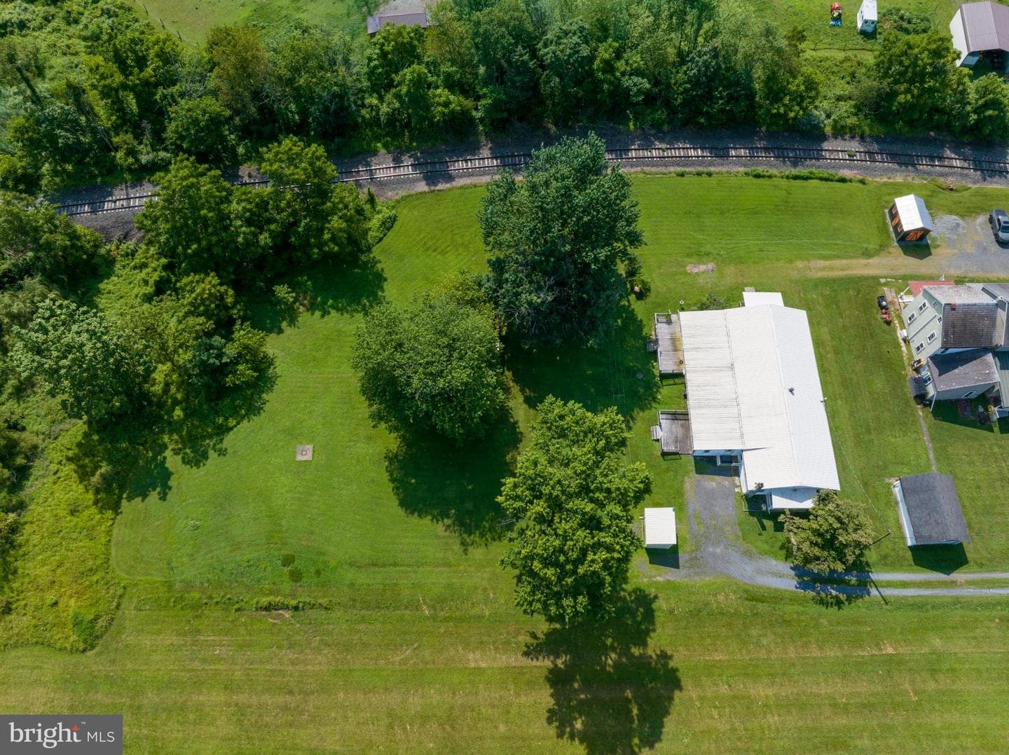 7921 Corning Road photo 36