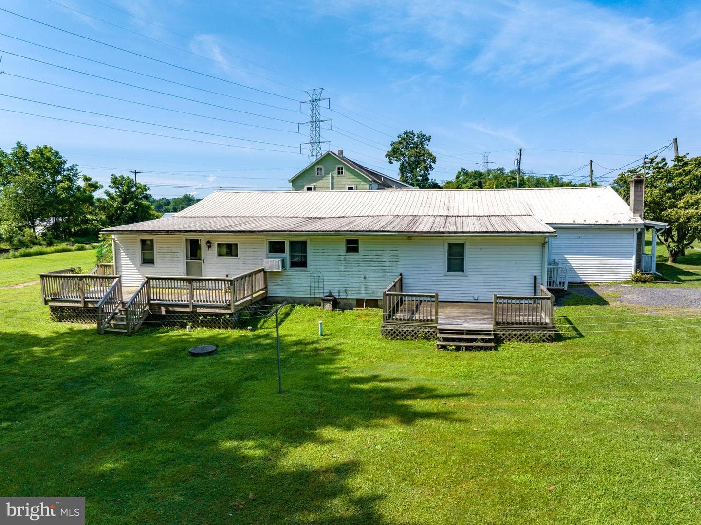 7921 Corning Road photo 38