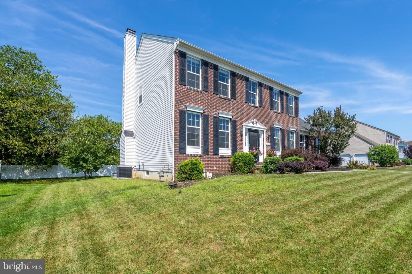 7433 Cedar Road photo 3