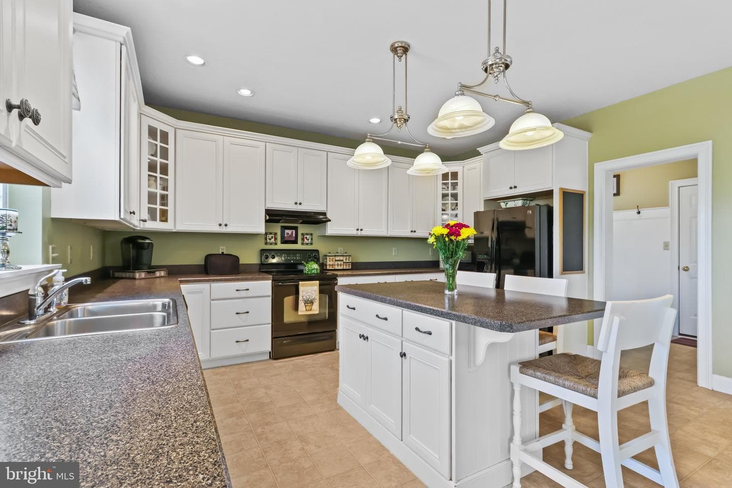 2932 Silver Creek Circle photo 13
