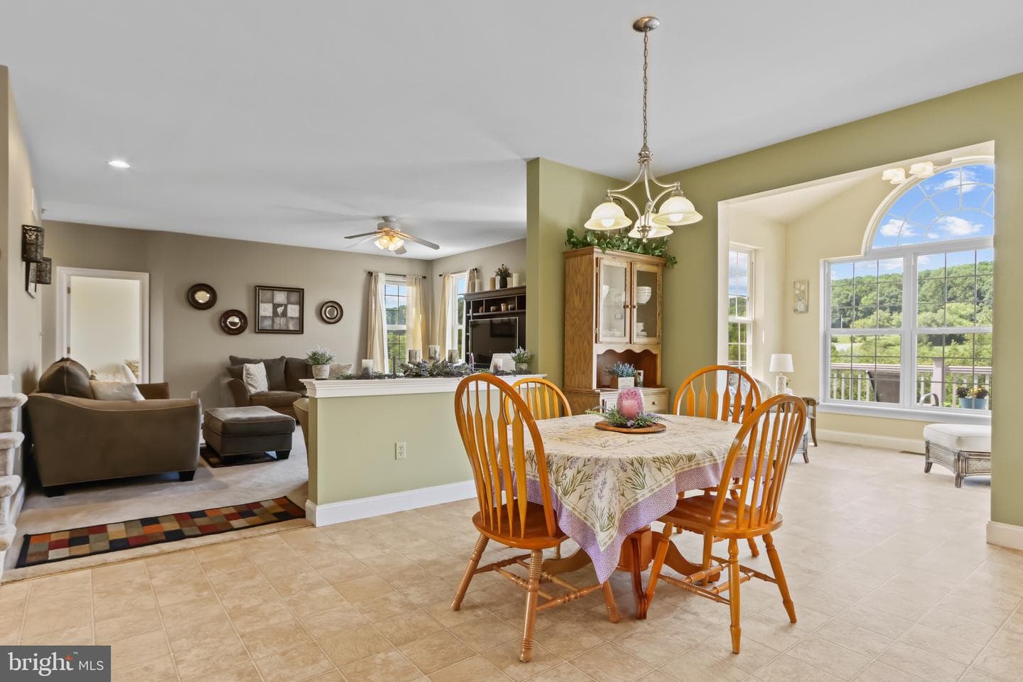2932 Silver Creek Circle photo 14