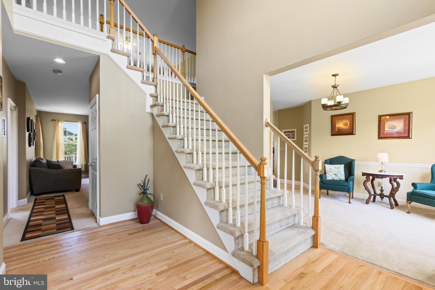 2932 Silver Creek Circle photo 2