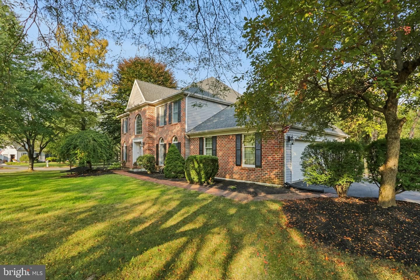 2454 Dubonnet Drive photo 3