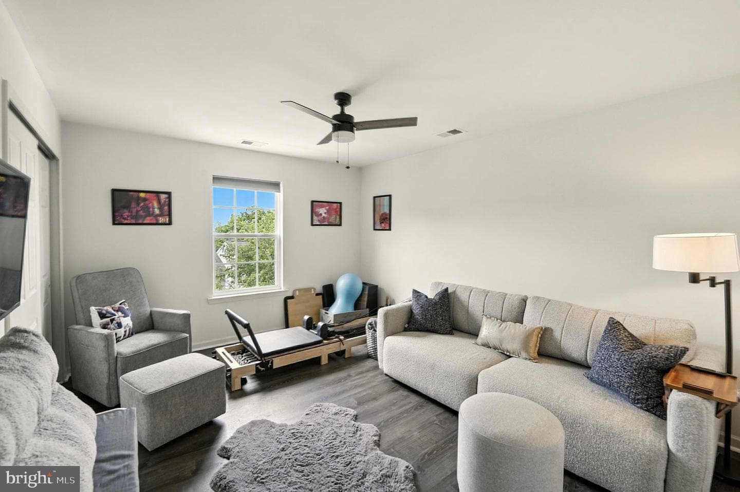 2426 S Wood Street photo 15