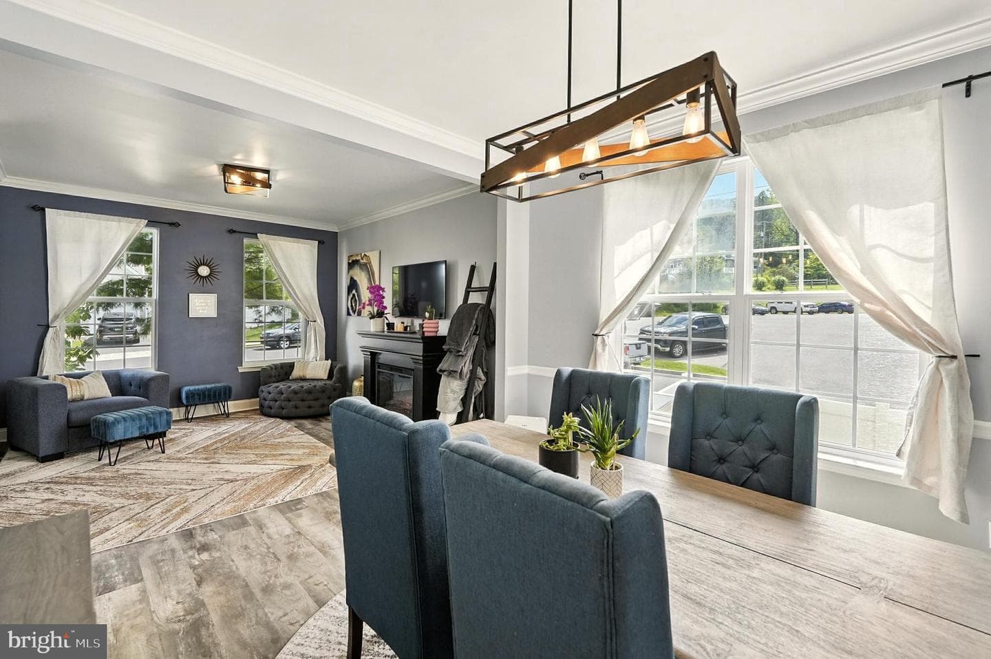 2426 S Wood Street photo 18