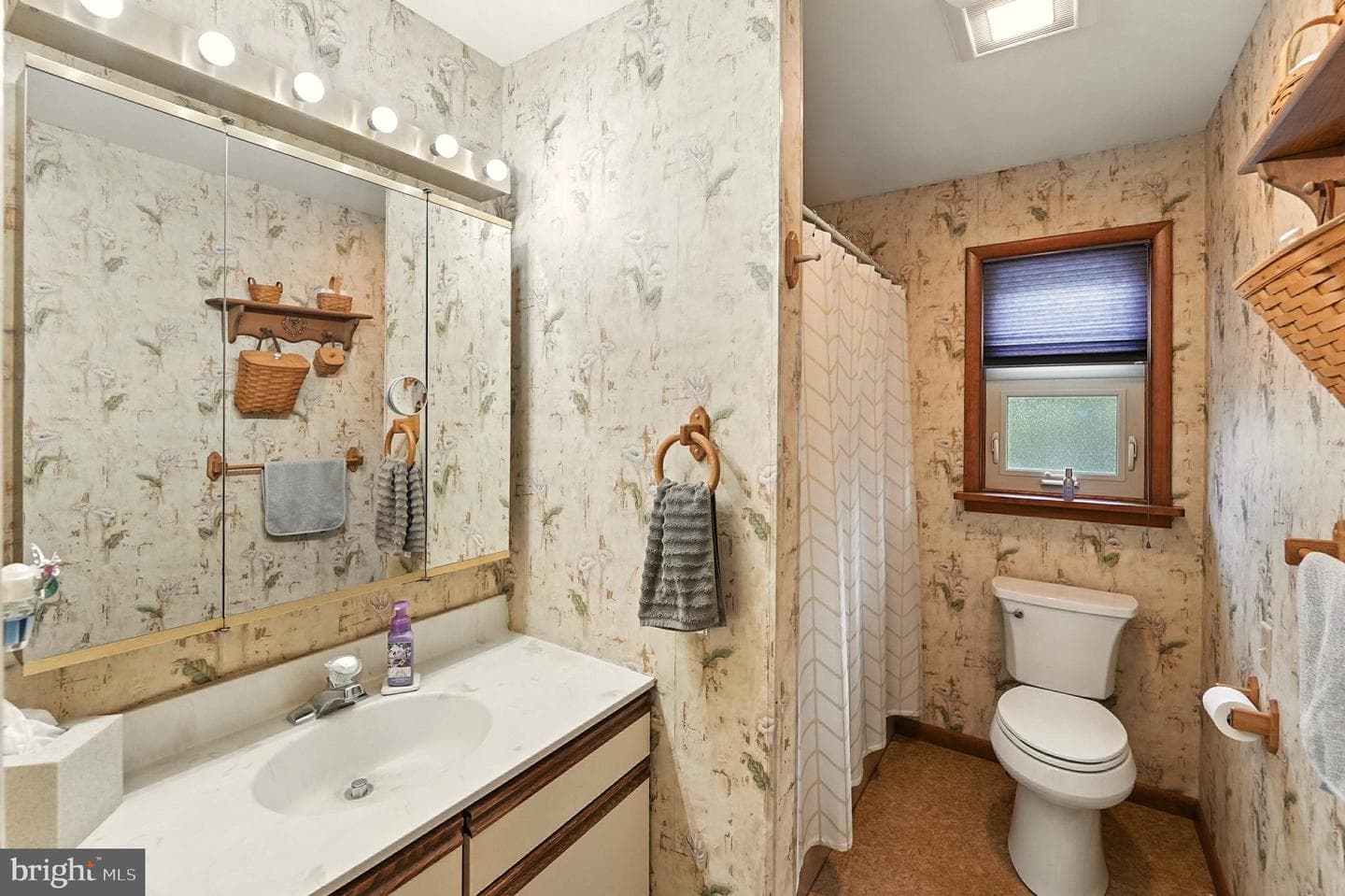 6176 Ridge Road photo 10