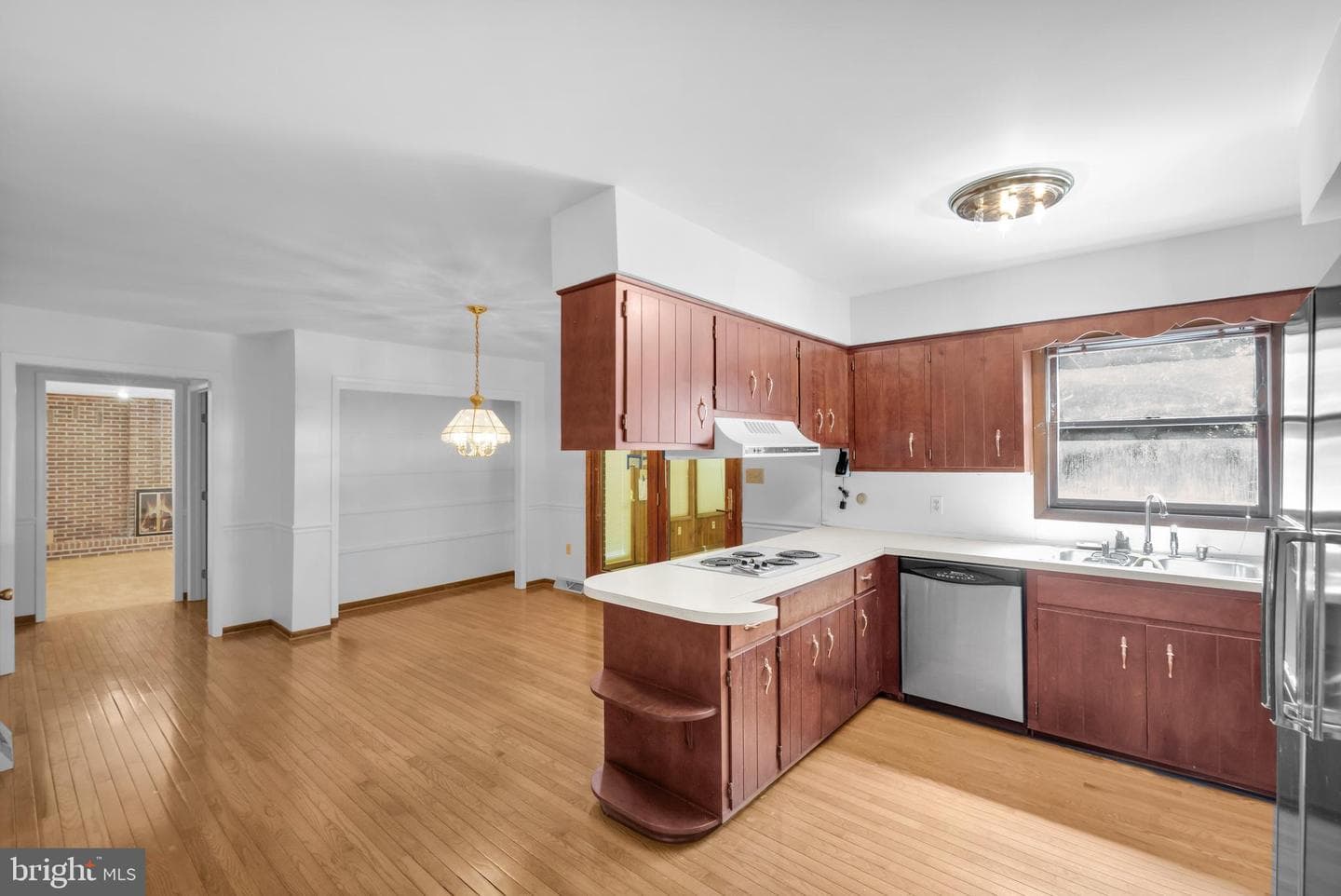3908 Short Hill Drive photo 8