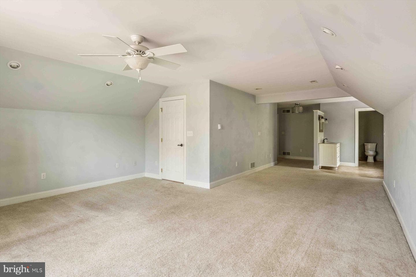 5572 Northwood Drive photo 32
