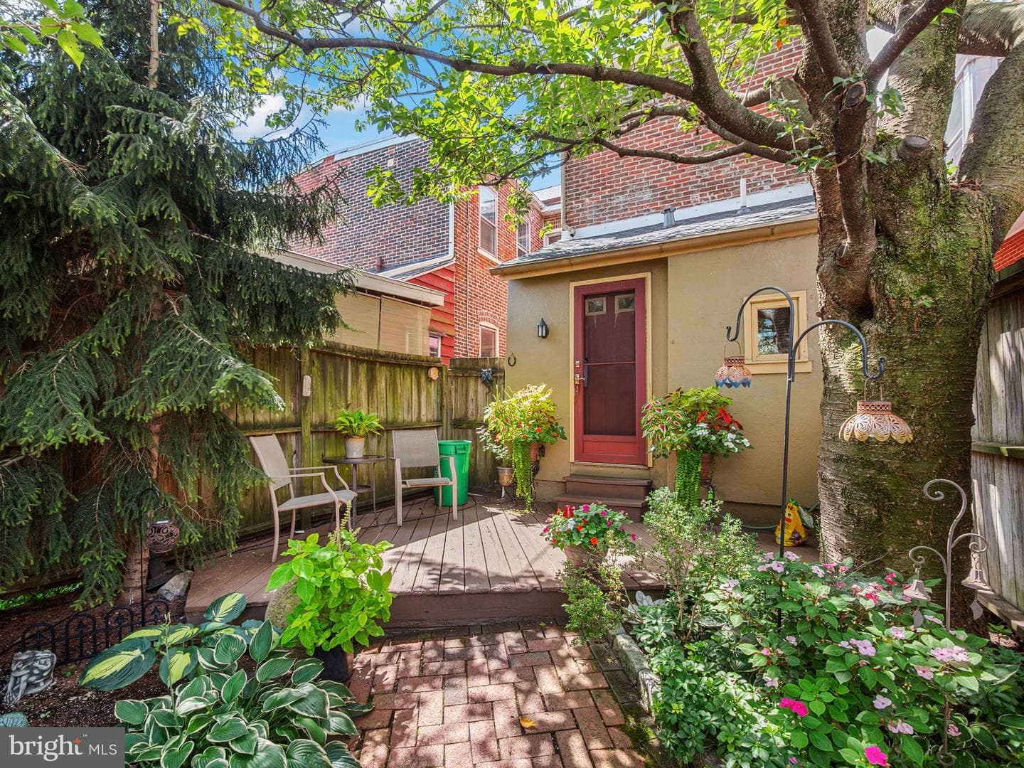 233 N 12th Street photo 46