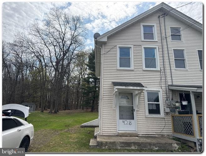 428 Thomas Street photo 1