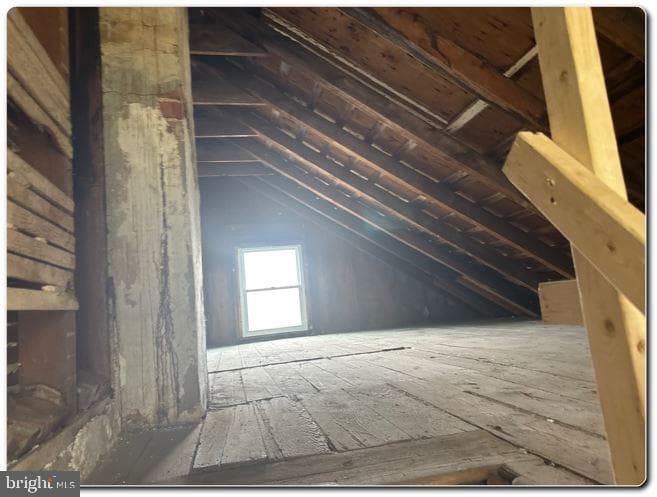 428 Thomas Street photo 2