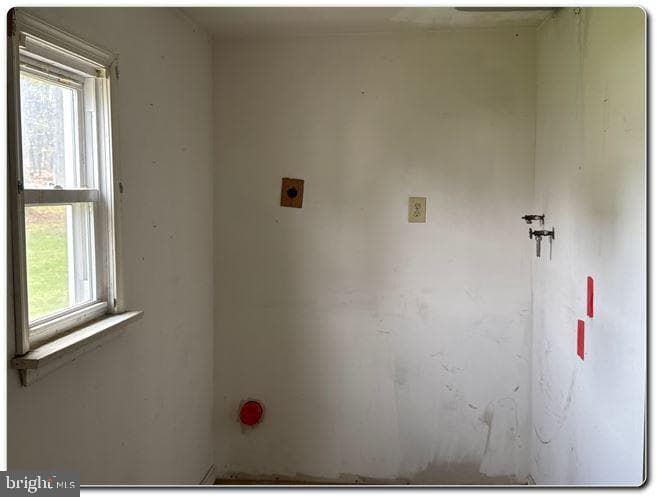 428 Thomas Street photo 5