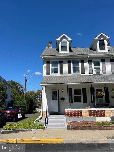 653 Furnace Street photo 1