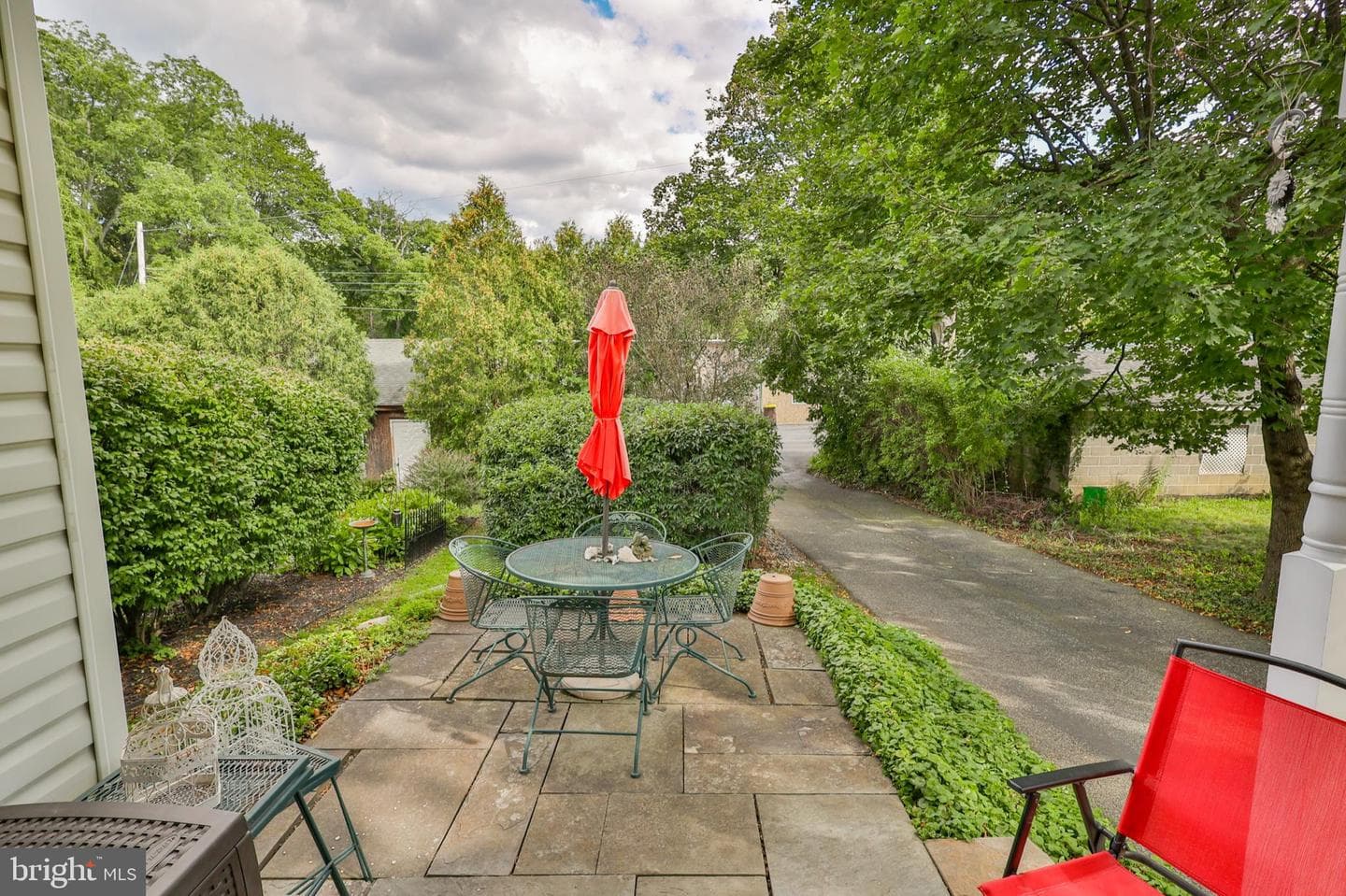 106 Garden Court photo 32