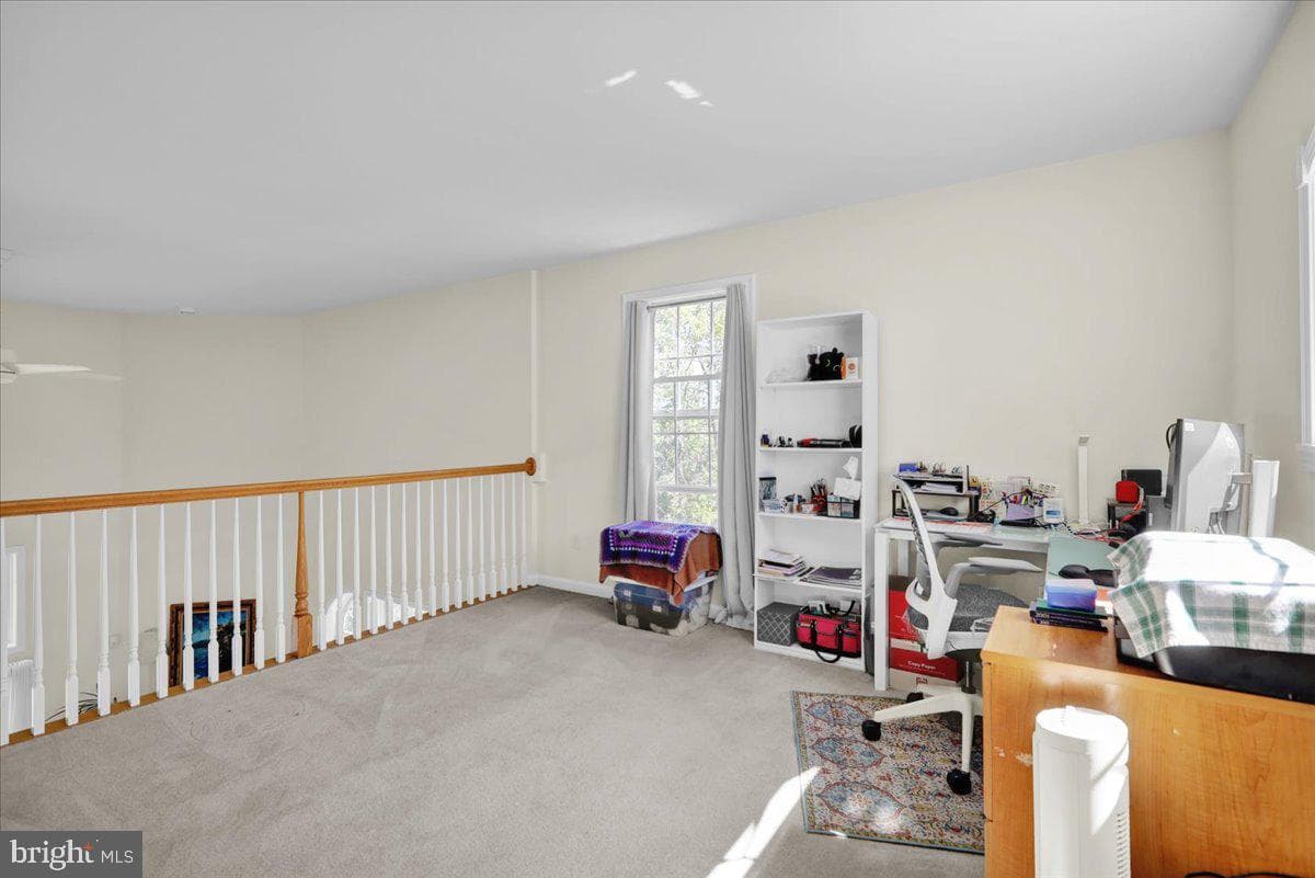 301 Hawthorne Lane photo 21