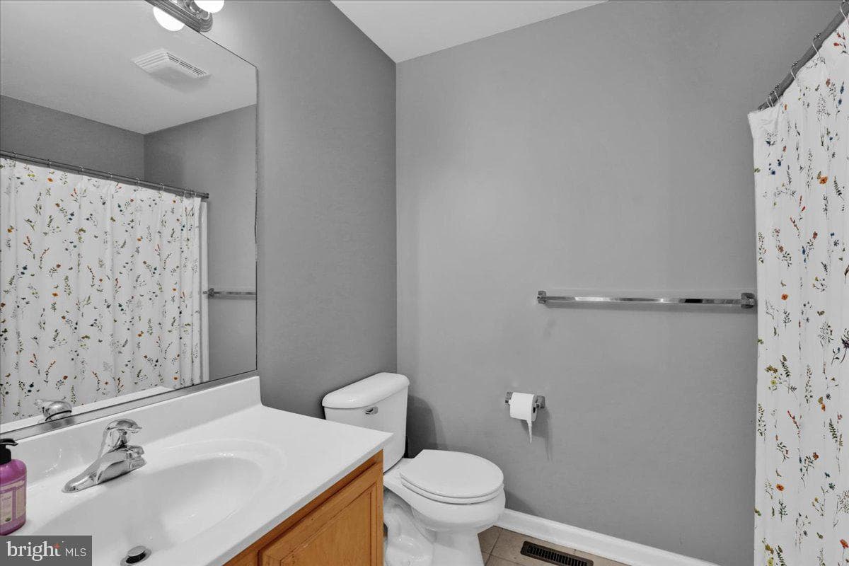 301 Hawthorne Lane photo 25