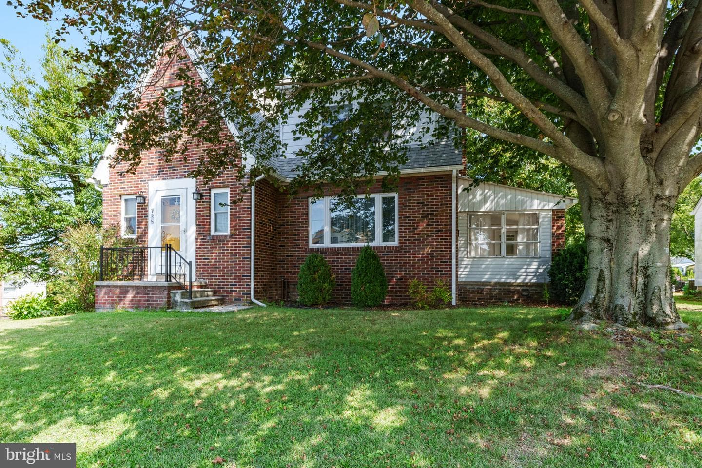 725 E Main Street