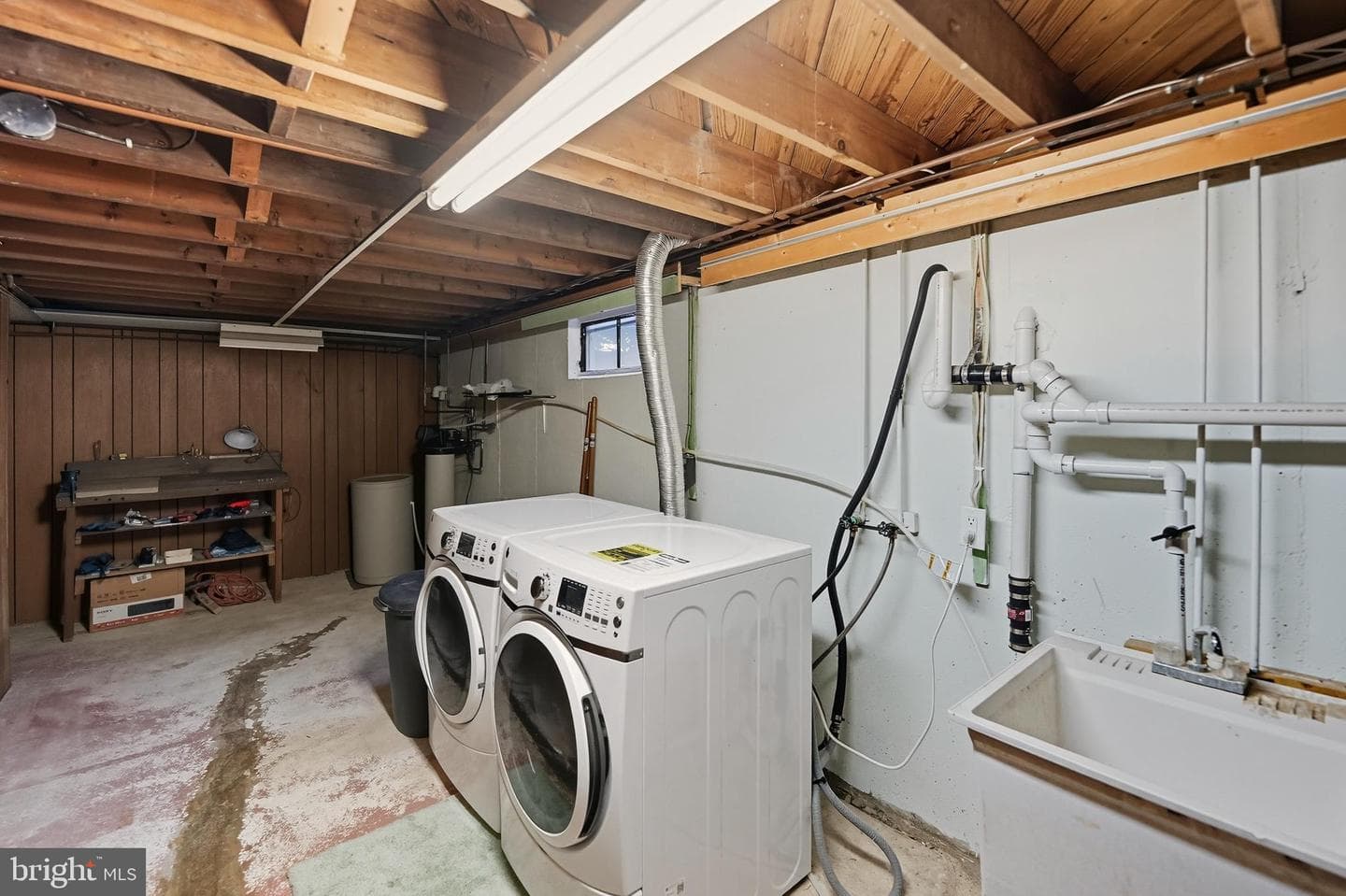 6342 Chapmans Road photo 13