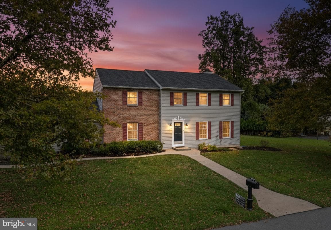 4880 Mar Street photo 1