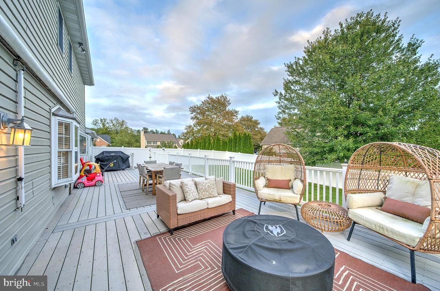 4880 Mar Street photo 15