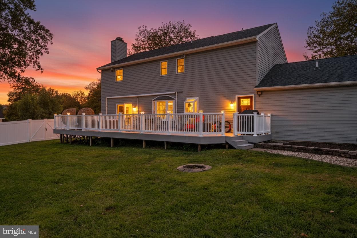 4880 Mar Street photo 3