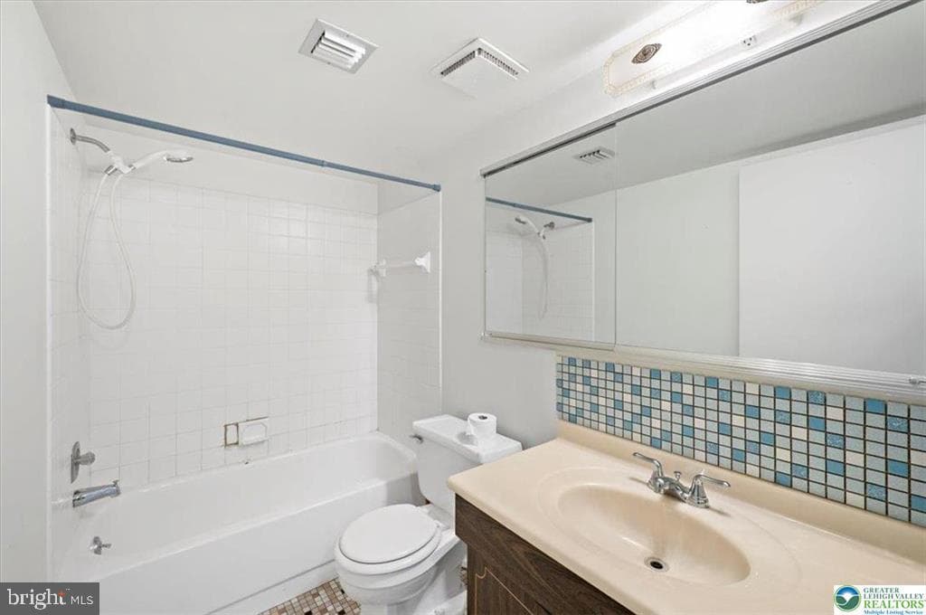 2796 Springhaven Place photo 20