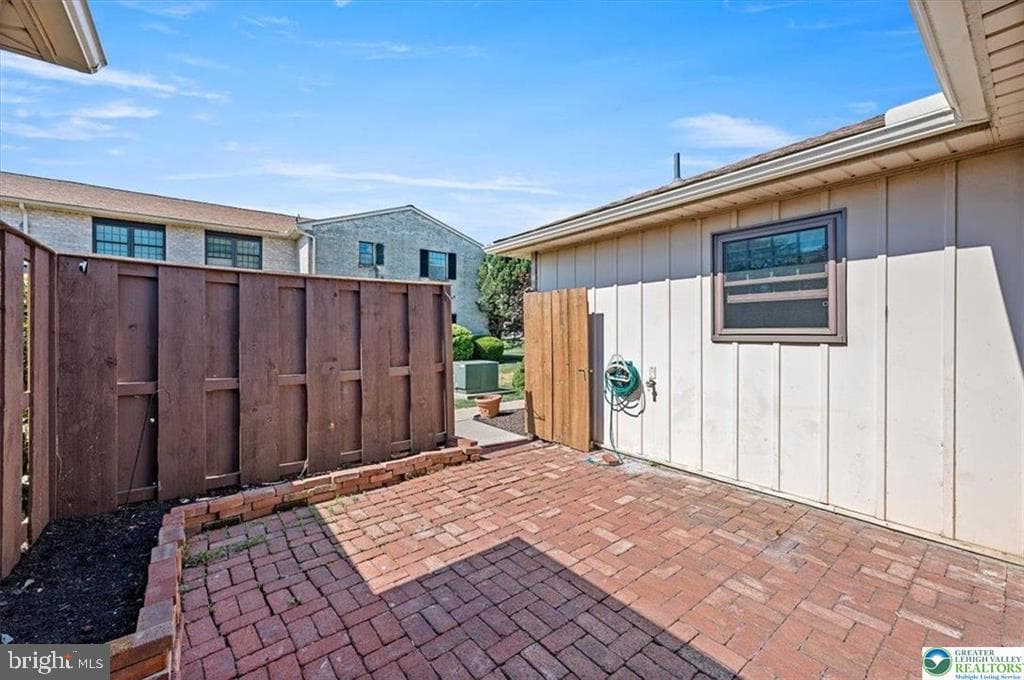 2796 Springhaven Place photo 21