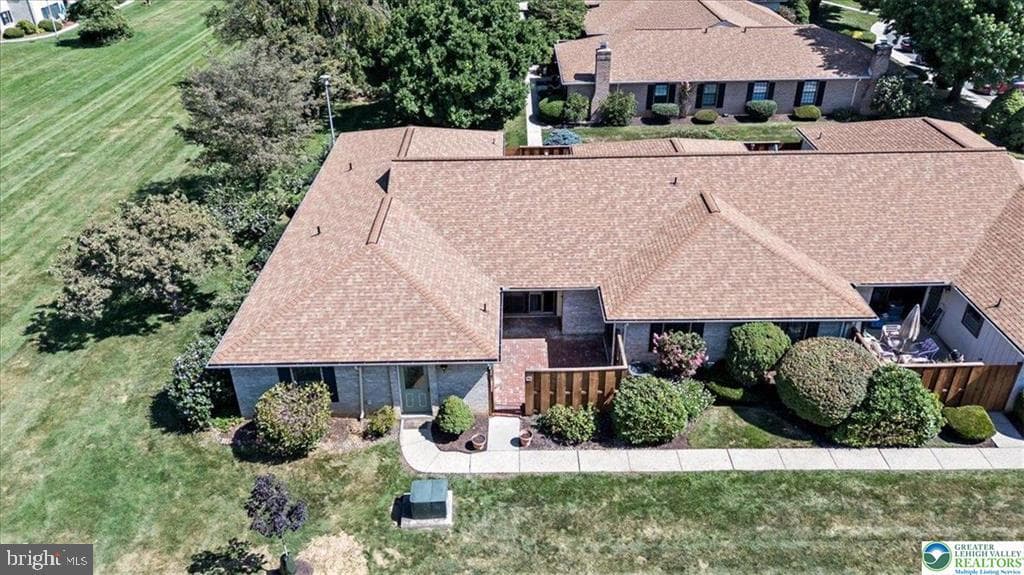 2796 Springhaven Place photo 3