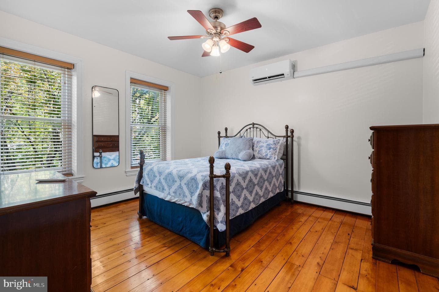 828 W Gordon Street photo 32