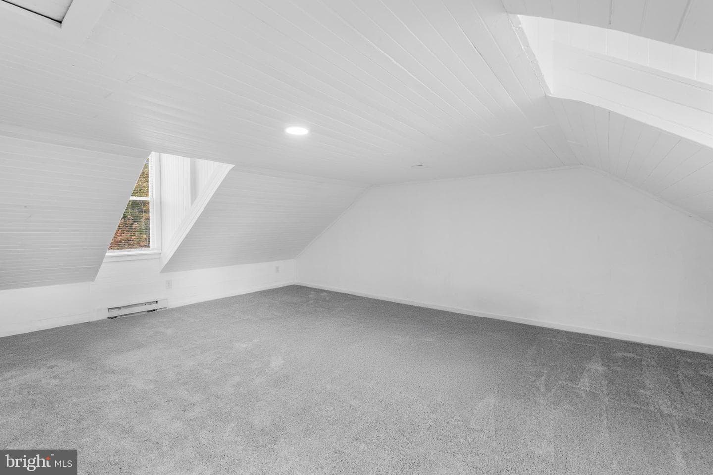 828 W Gordon Street photo 37